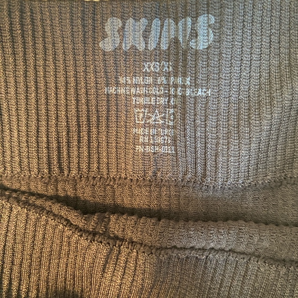 Skims, ribbed sleep set.  Size XXS/XS.